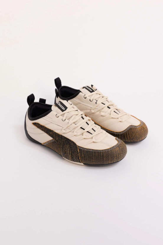 PUMA Cream & Brown Textured Low-Top Sneakers